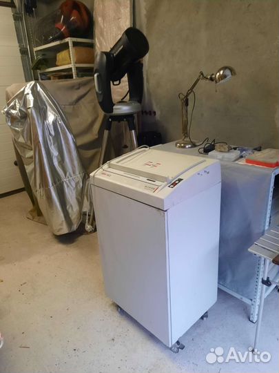 Шредер HSM 411.2