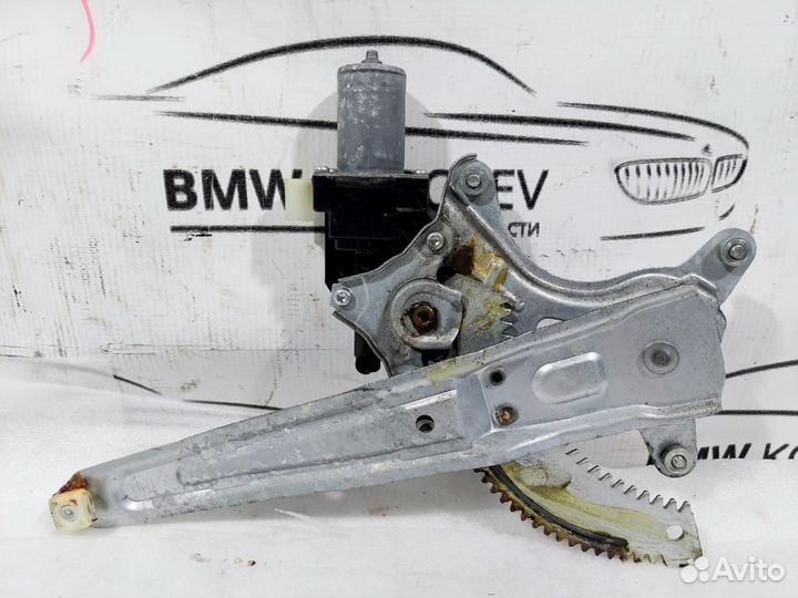 Стеклоподъемник электр. задний правый SX4 2013 Suz