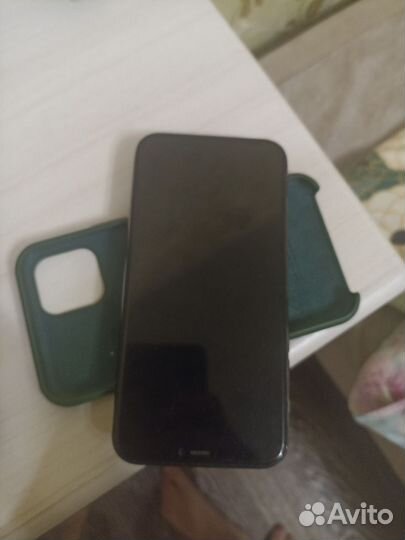 iPhone 11 Pro, 64 ГБ