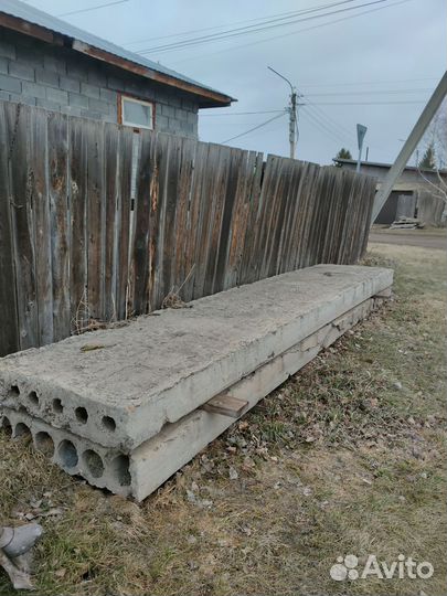 Плита пустотка