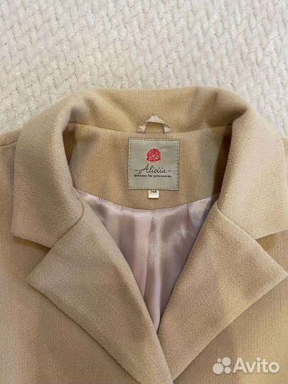 Демисезонное пальто