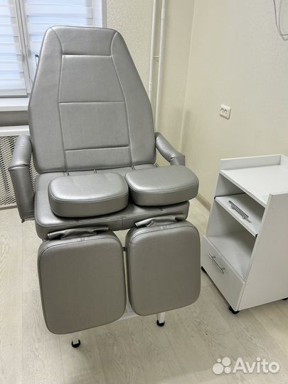 Педикюрное кресло бу