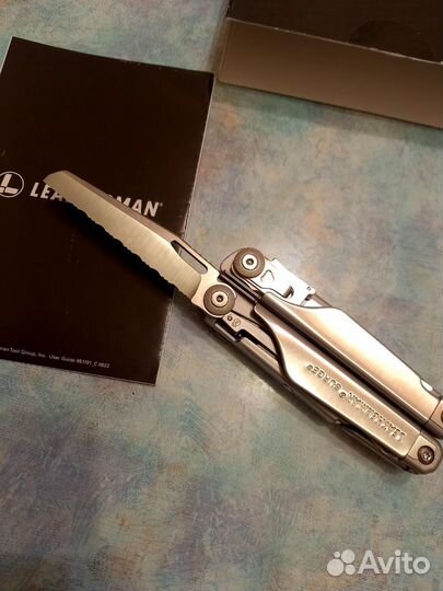 Мультитул Leatherman Surge