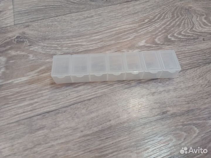 Контейнер для бисера и т.д