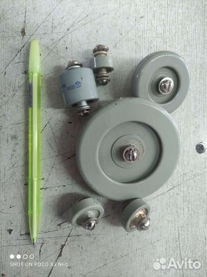 Конденсаторы. К15у-1 -80 и кви-3