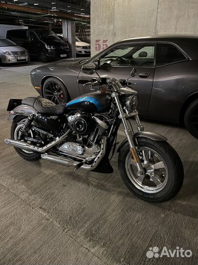 Harley Davidson XL1200C Sportster Custom