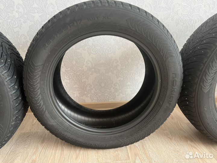 Nokian Tyres Hakkapeliitta 8 225/55 R17
