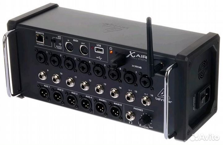 Цифровой микшер behringer XR18