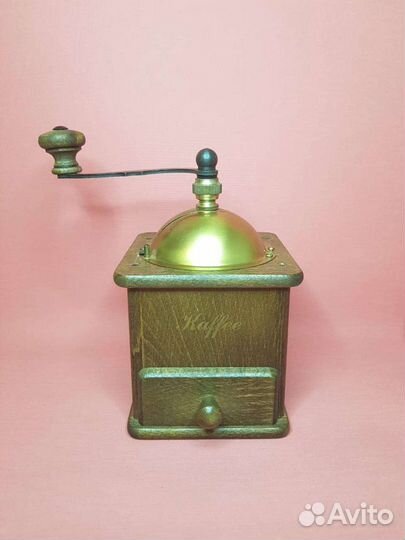 Кофемолка немецкая деревянная