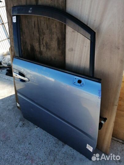 Дверь передняя правая Honda Stepwgn RG1