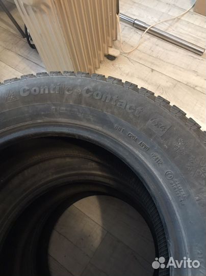 Continental ContiIceContact 4x4 21.5/65 R16