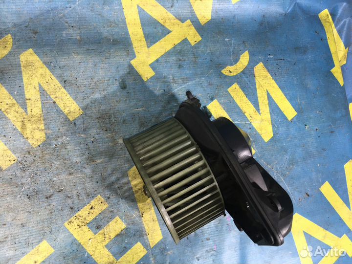 Моторчик печки Audi A4 B5