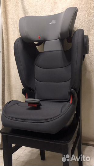 Детское автокресло Britax Romer Kidfix III M