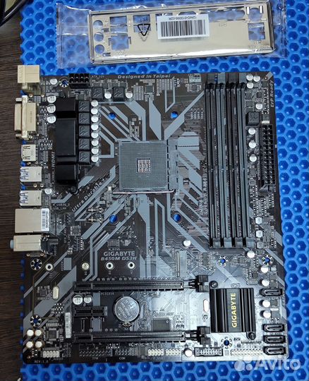 Материнская плата gigabyte B450M DS3H (AM4, mATX)