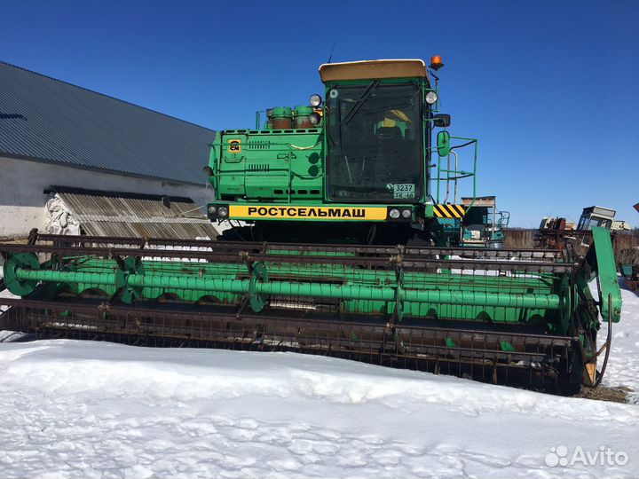 Комбайн Ростсельмаш Дон 1500Б, 2003