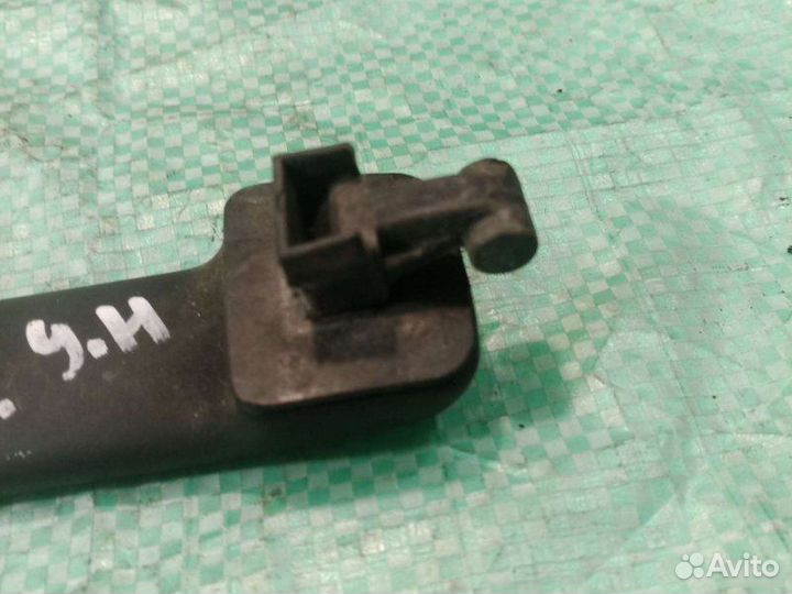 Ручка двери задняя правая Volkswagen Passat B3