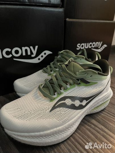 Кроссовки беговые Saucony