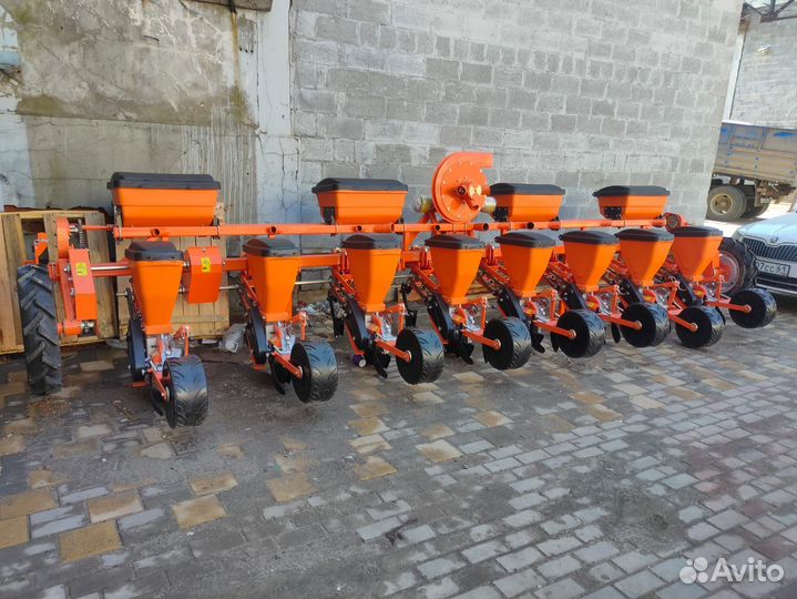 Сеялка Фаворит Весна-8, 2023