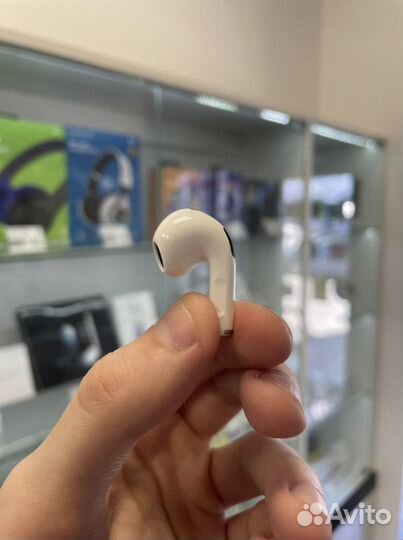 Левый наушник от AirPods 3 Новый