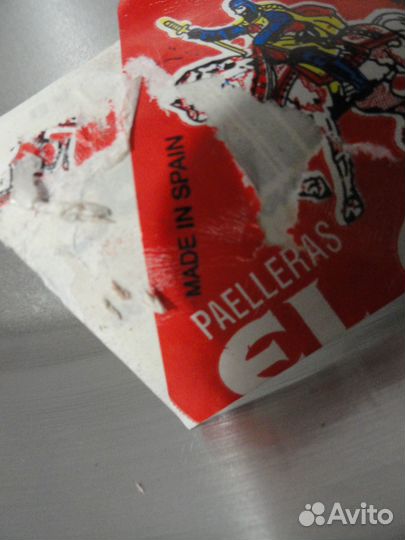 Сковорода D-39см длина 70см. новая. Испания