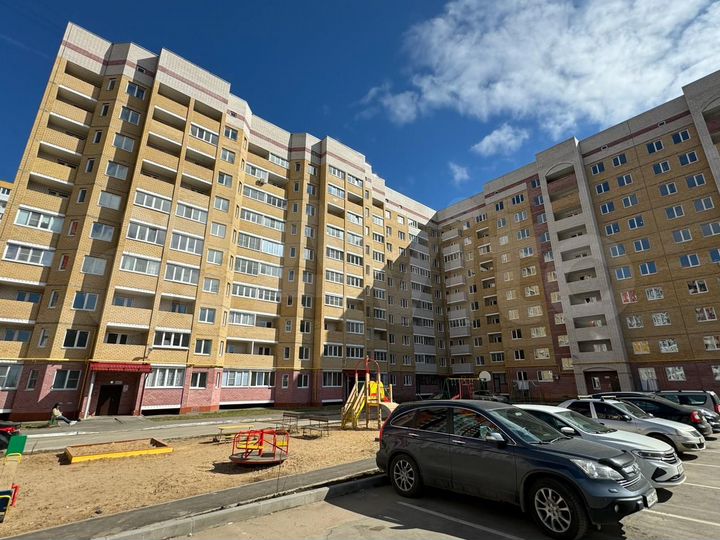 2-к. квартира, 76 м², 6/10 эт.