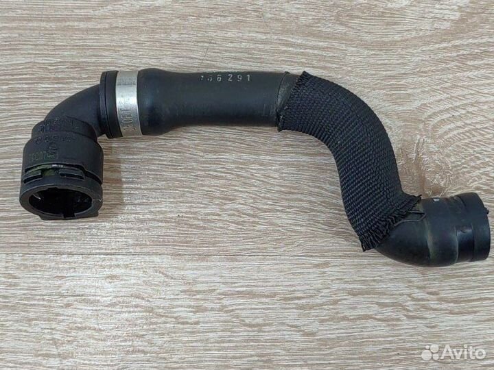 Патрубок системы охлаждения Bmw 5 F10 N63B44 2011