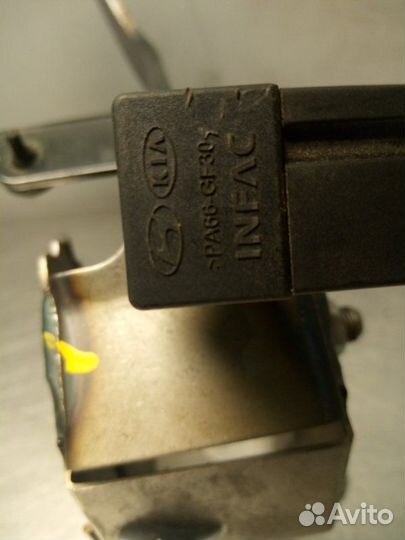 Педаль сцепления Kia Rio 3 UB G4FC 2013