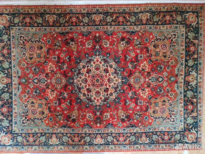 Ковер бу шерстяной