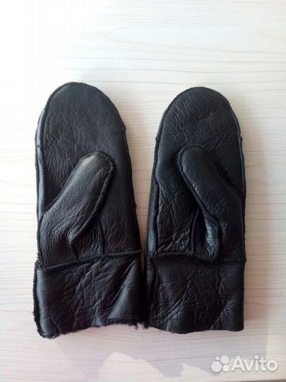 Варежки из овчины из Монголии