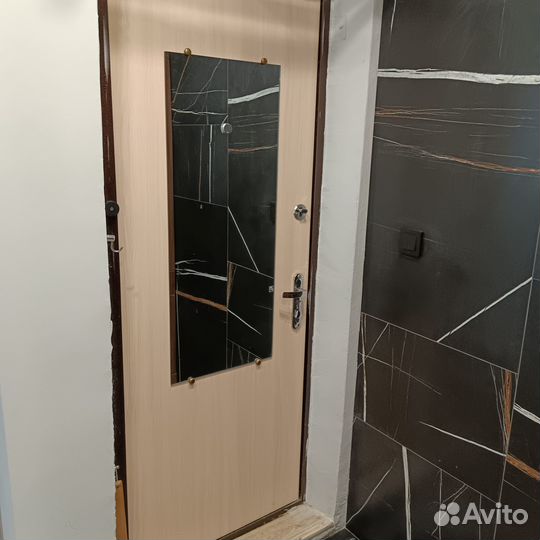 Дверь входная металлическая