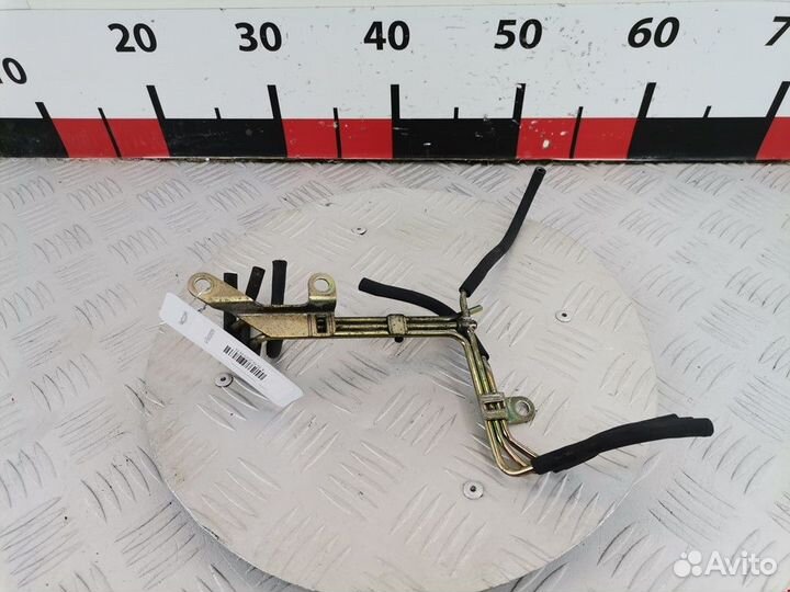 Трубка вакуумная Mitsubishi Colt 4 (CAO) 1996