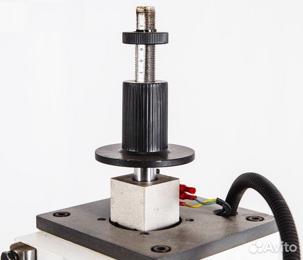 Сверлильно-присадочный станок для фасадов мебели