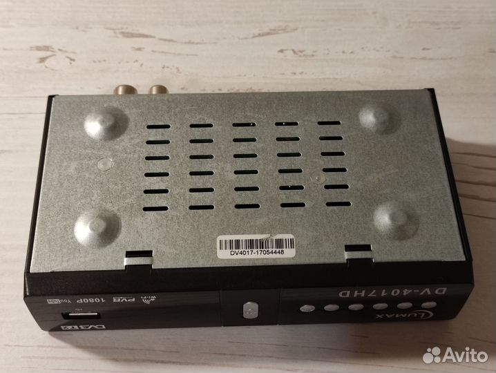 Цифровая tv приставка lumax HD -4017HD