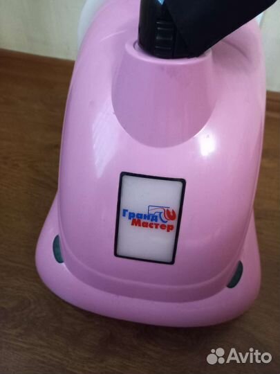 Отпариватель для одежды вертикальный