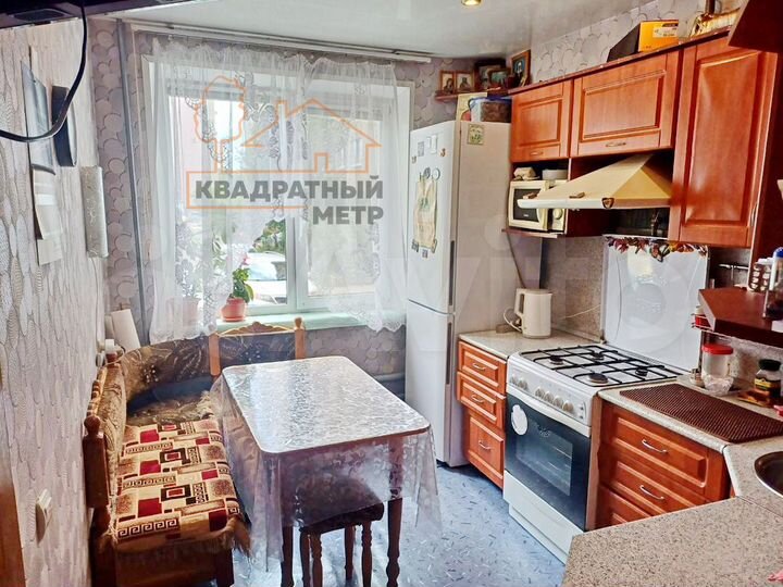 2-к. квартира, 50 м², 1/9 эт.