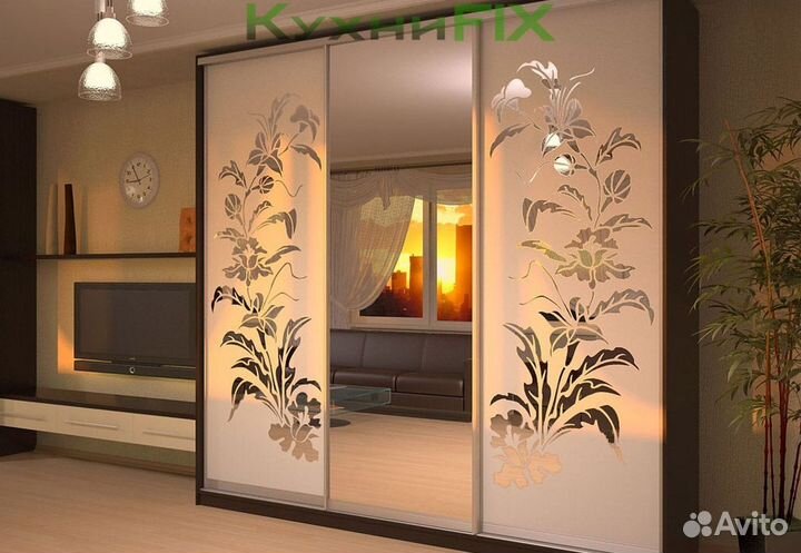 Распашной шкаф