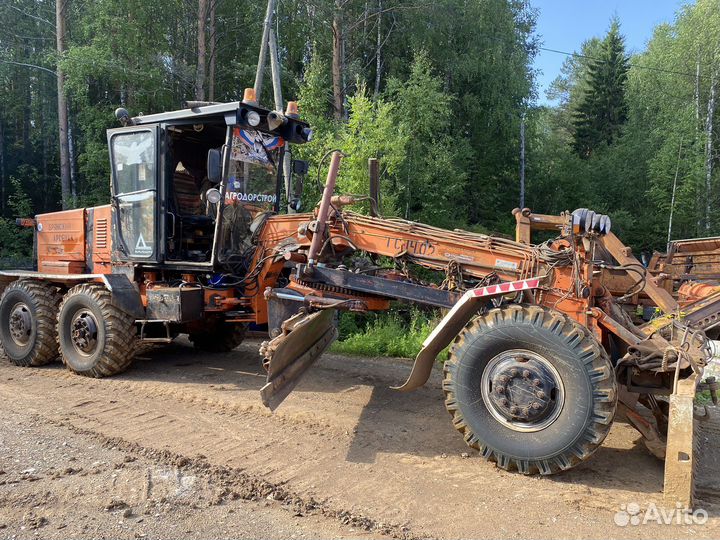 Автогрейдер Брянский арсенал ГС-14.02, 2008