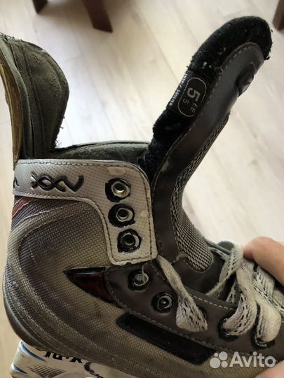 Хоккейные коньки bauer