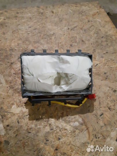 Зеркало,для митсубиши аиртрек 2.4,аутлендр