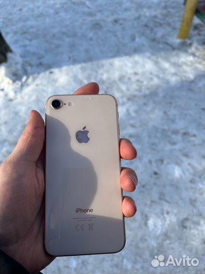 iPhone 8, 64 ГБ