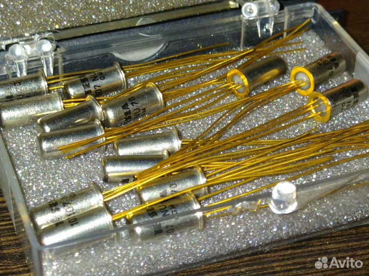 Транзисторы tesla, 107NU70