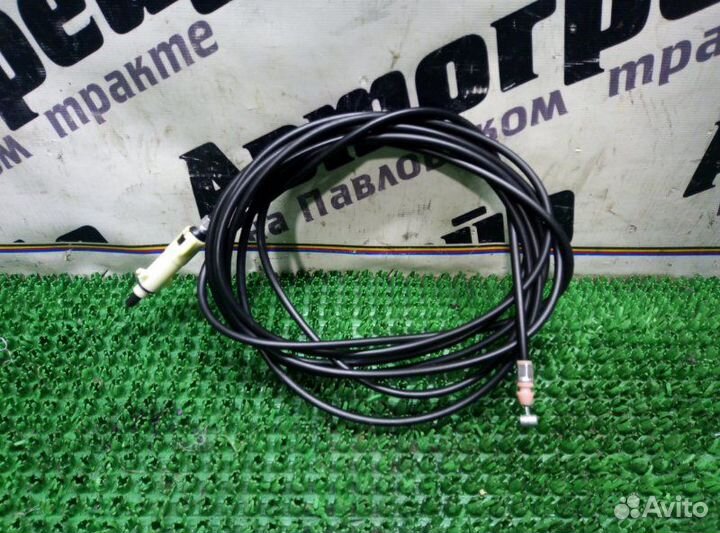 Тросик лючка бака Toyota Corona Premio ST210