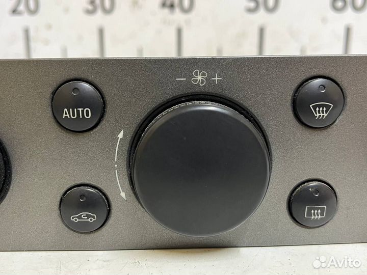 Блок управления климатом Opel Vectra C 2002-2008