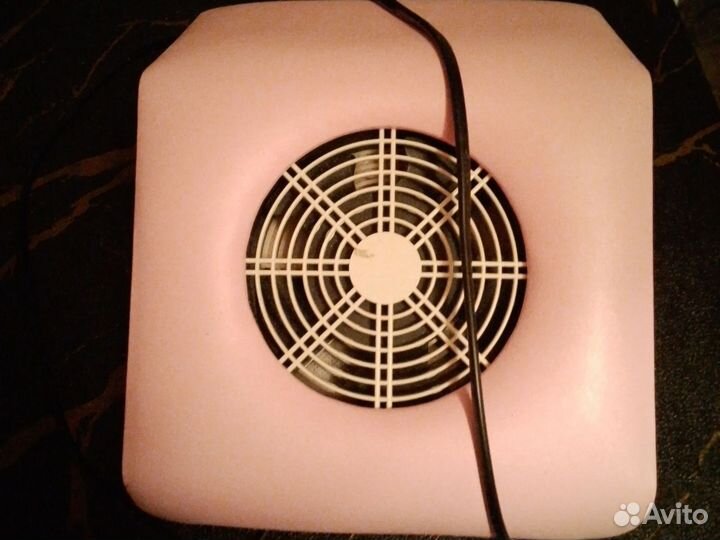 Маникюрный пылесос