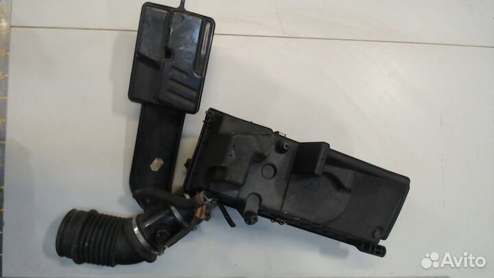 Корпус воздушного фильтра Ford Mondeo 1, 1995