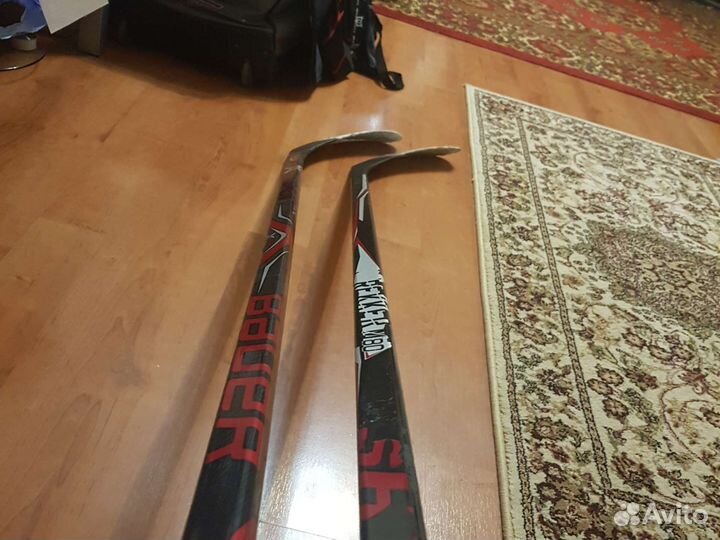Клюшка хоккейная