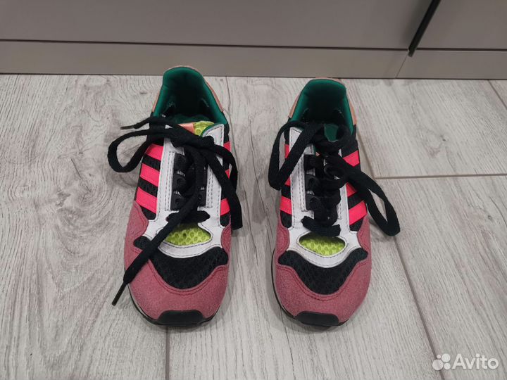 Кроссовки adidas для девочки