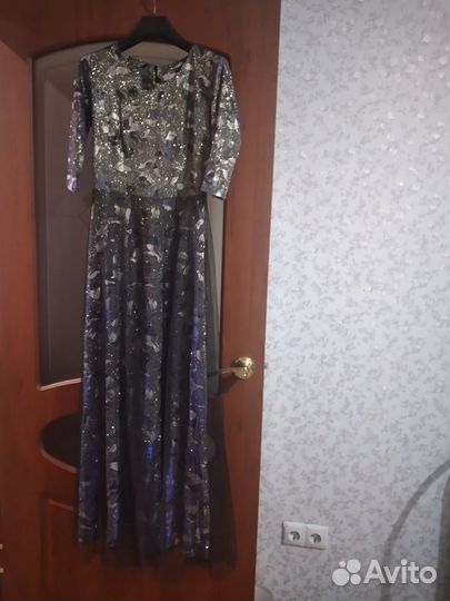 Вечернее платье в пол 42-44