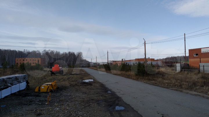 Участок 3,93 га (промназначения)