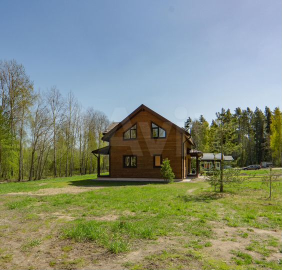 Коттедж 176 м² на участке 25 сот.